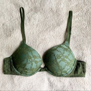 Victoria’s Secret Bra